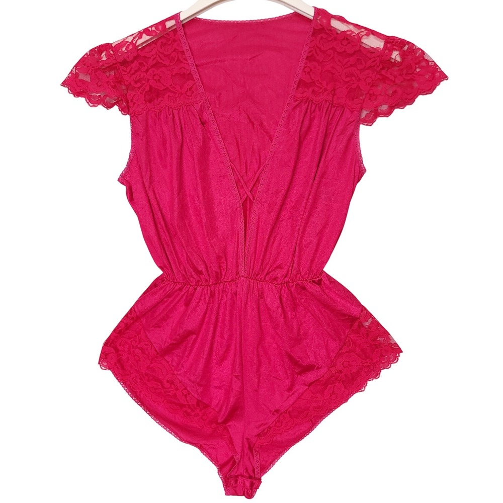 Vintage Avon Fashions Pink Lace Teddy Bodysuit Magenta Nylon Snap Crotch M USA